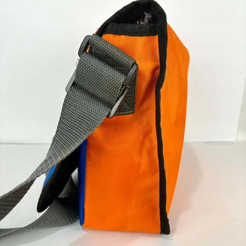 RARE Vintage 90s Messenger Bag Nintendo Pikachu Pokemon backPack Orange And Blue